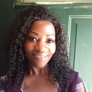 Meet your Posher, Tesa